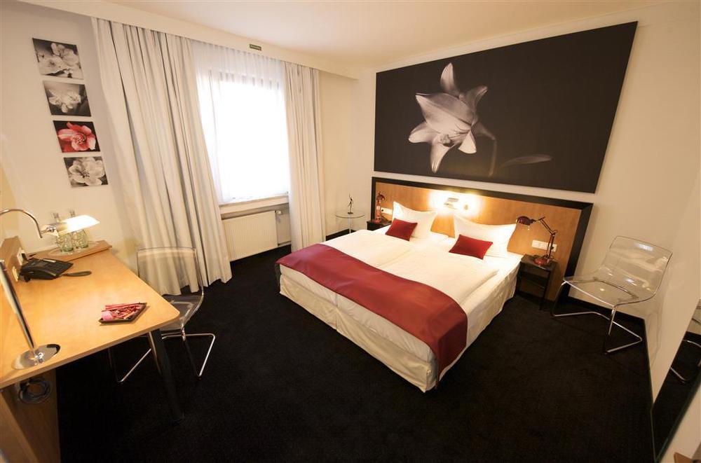 Max Brown Hotel Midtown, Part Of Sircle Collection Dusseldorf Ruang foto